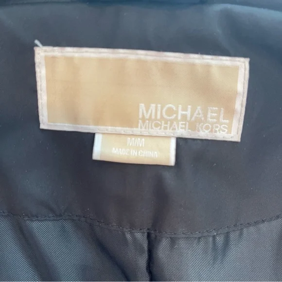 Michael Kors Coat w/versatile hood, zipper and snaps - Picture 11 of 16